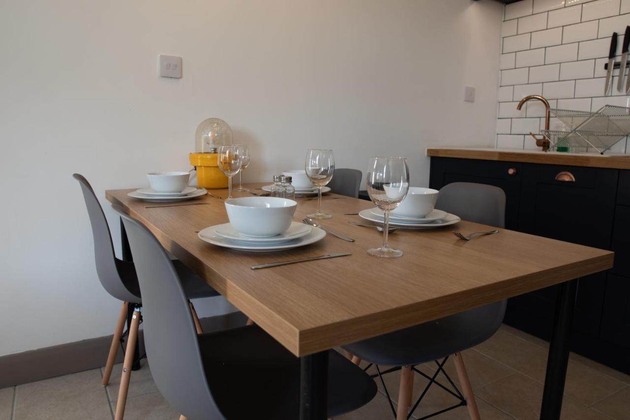 Unique Barn Conversion In Saddleworth オールダム エクステリア 写真
