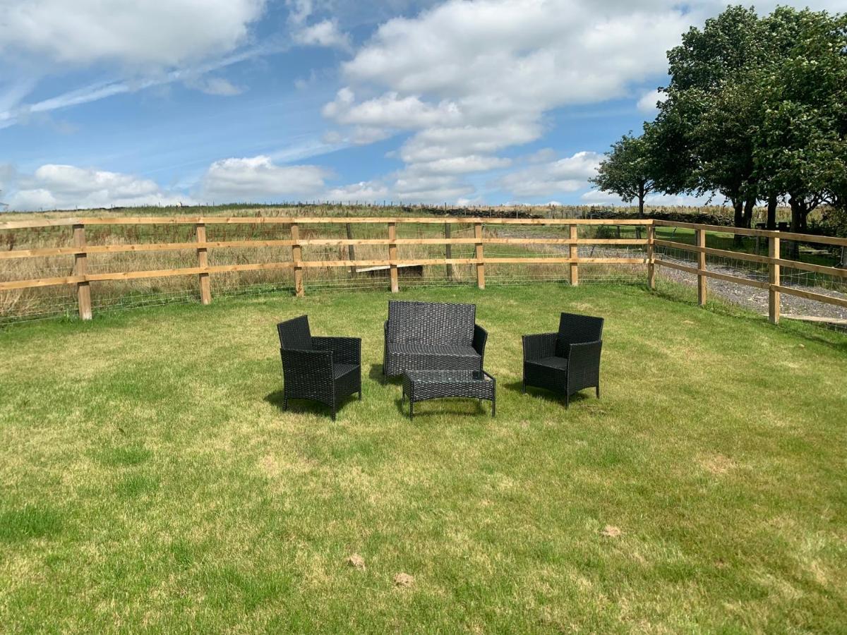 Unique Barn Conversion In Saddleworth オールダム エクステリア 写真